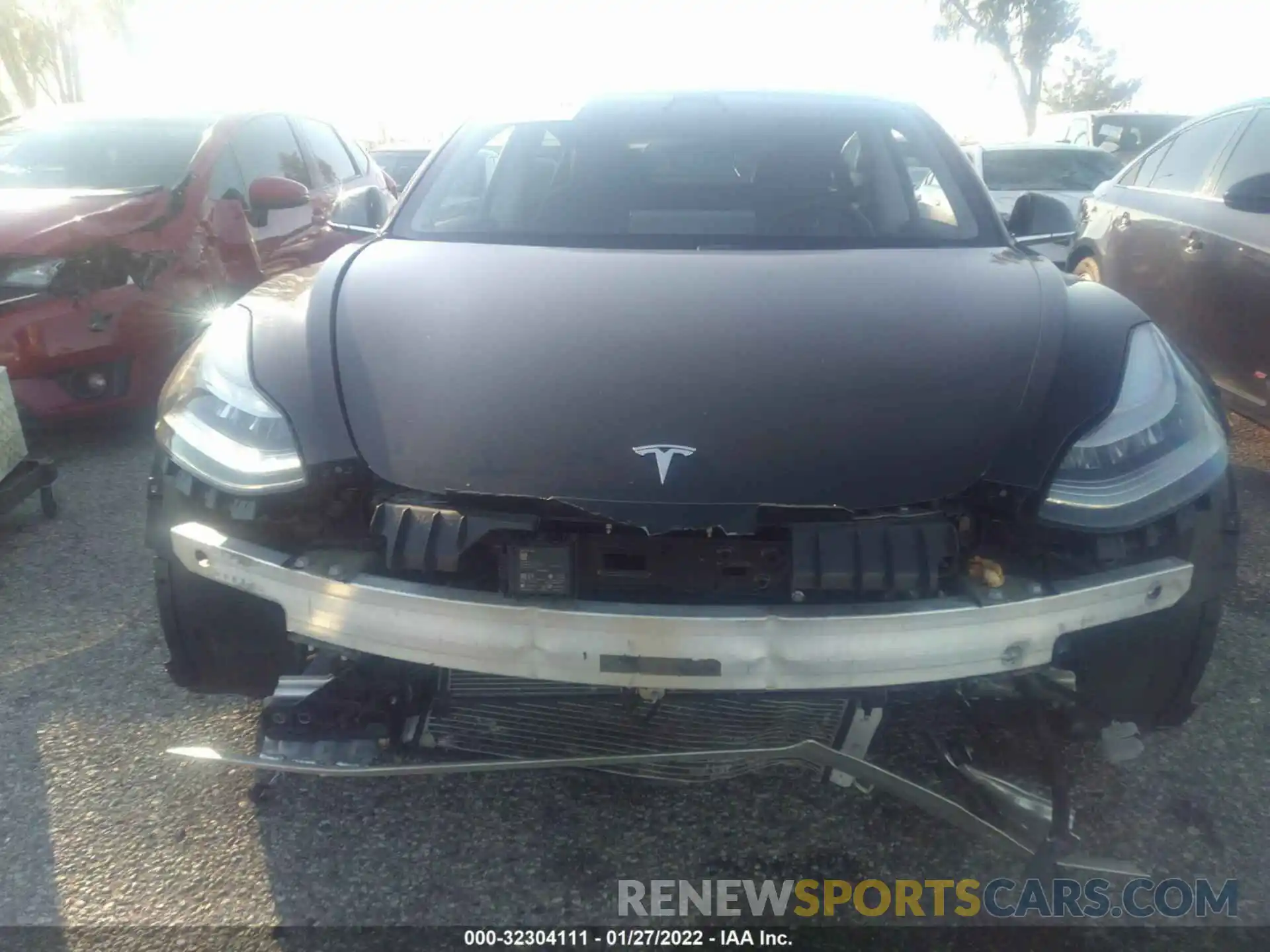 6 Photograph of a damaged car 5YJ3E1EA9LF630076 TESLA MODEL 3 2020