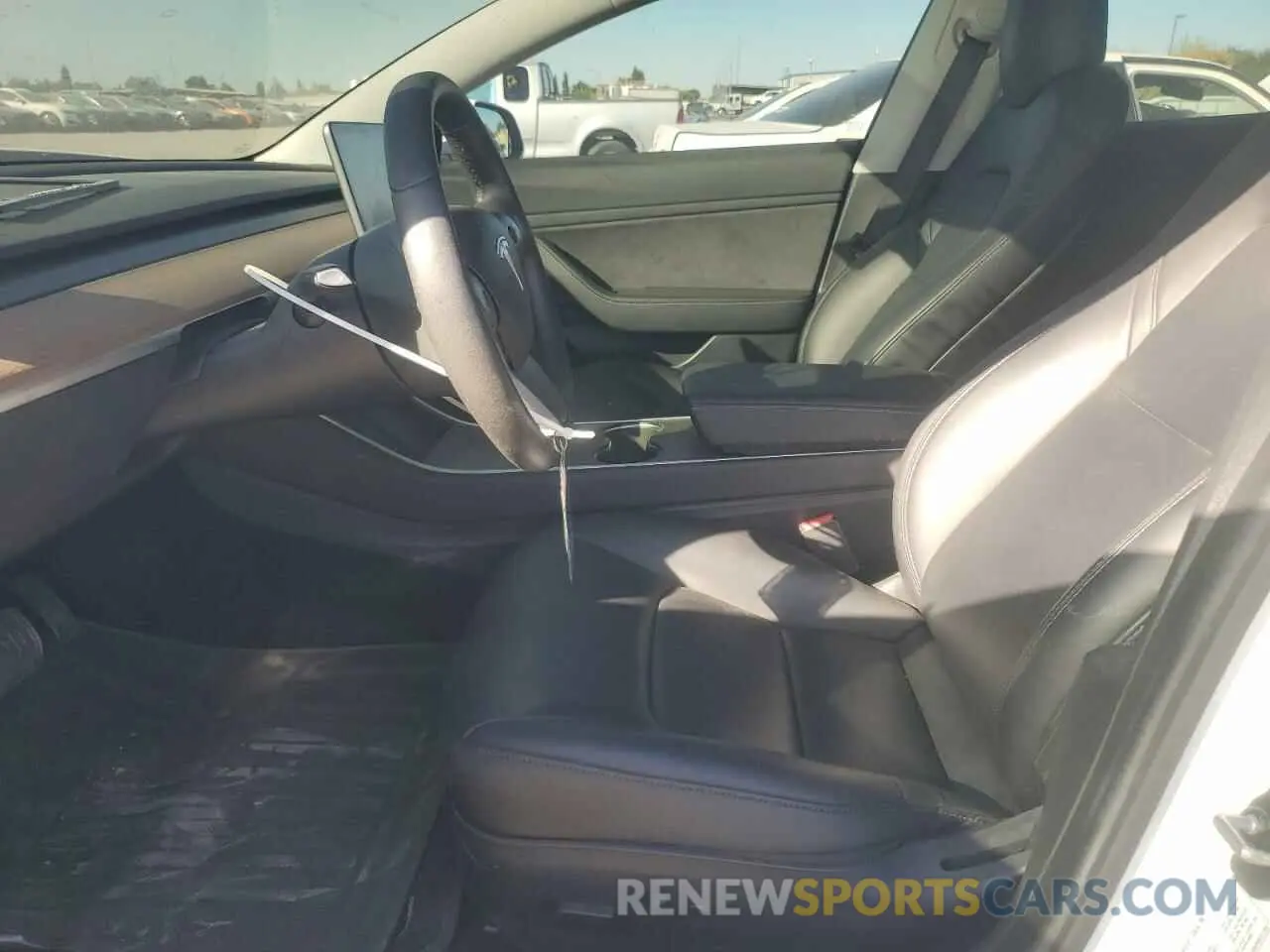 7 Photograph of a damaged car 5YJ3E1EA9LF631793 TESLA MODEL 3 2020