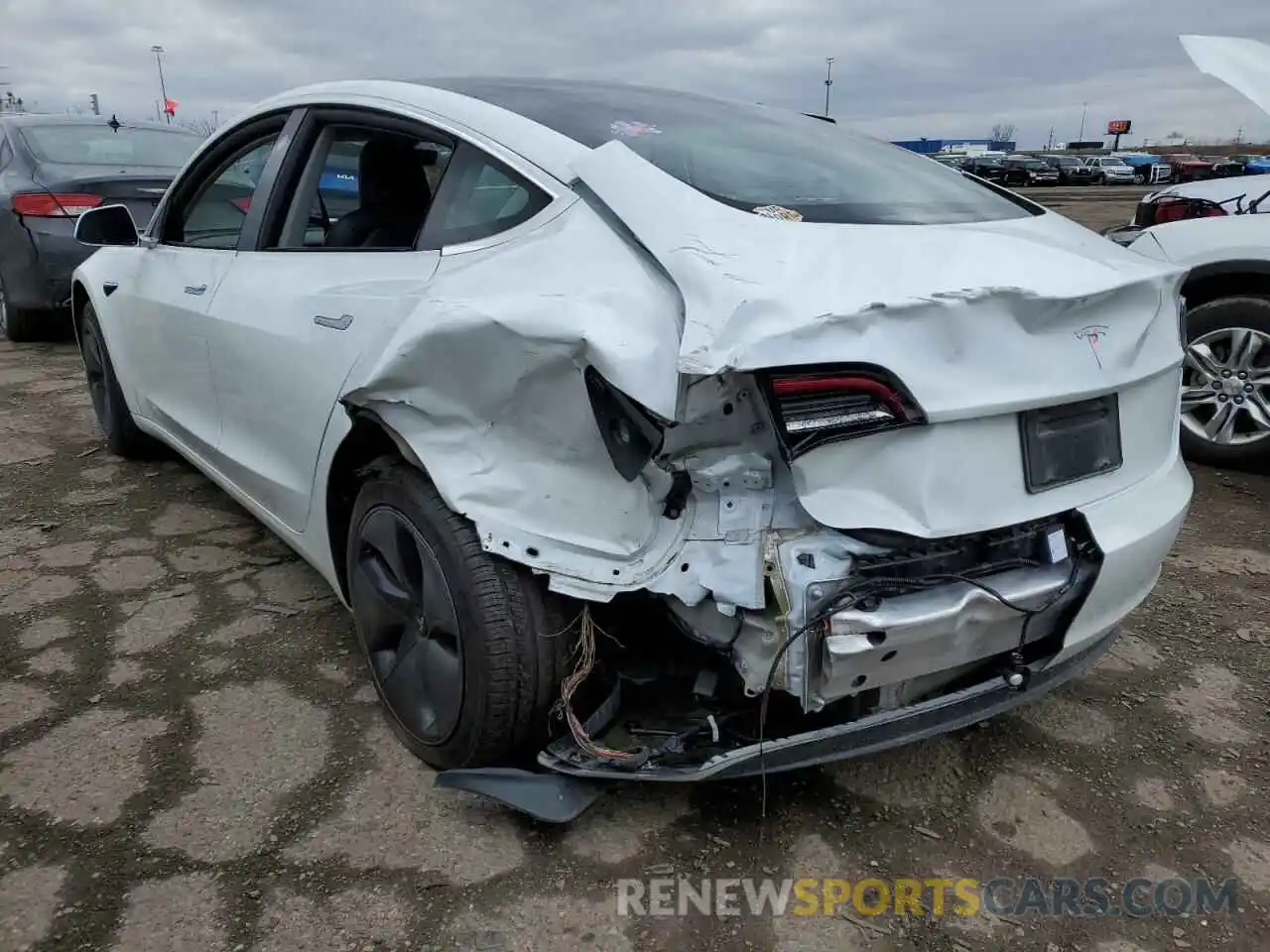 2 Photograph of a damaged car 5YJ3E1EA9LF645130 TESLA MODEL 3 2020