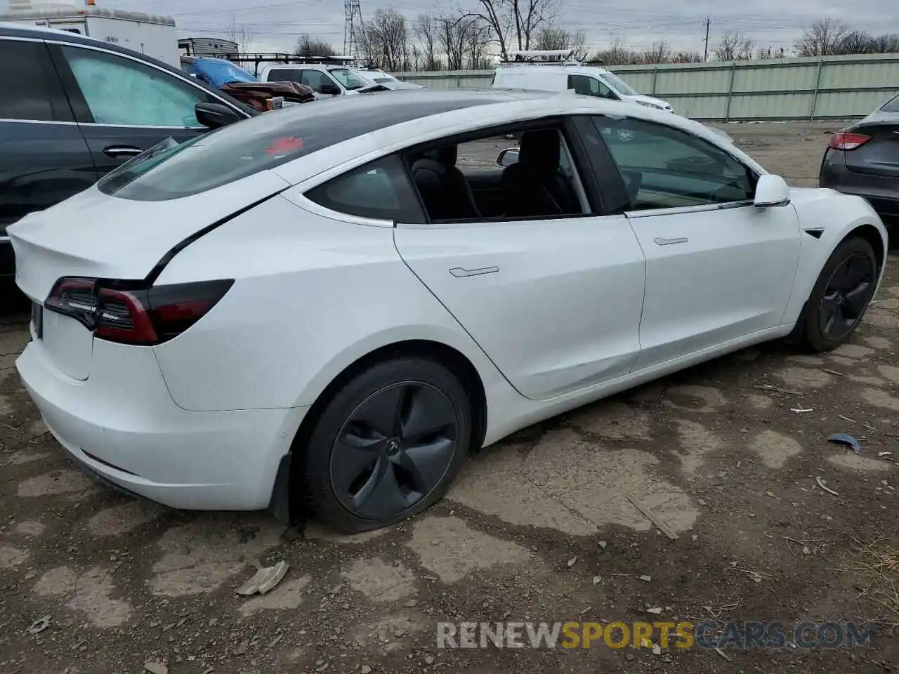 3 Photograph of a damaged car 5YJ3E1EA9LF645130 TESLA MODEL 3 2020