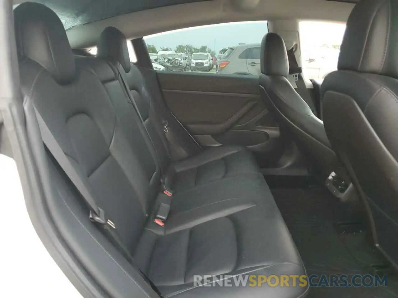 10 Photograph of a damaged car 5YJ3E1EA9LF661702 TESLA MODEL 3 2020
