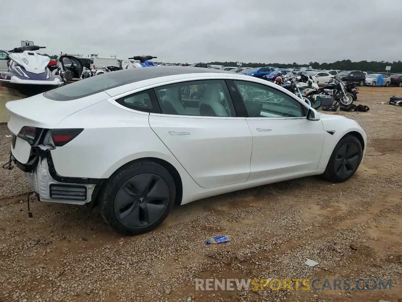 3 Photograph of a damaged car 5YJ3E1EA9LF703673 TESLA MODEL 3 2020