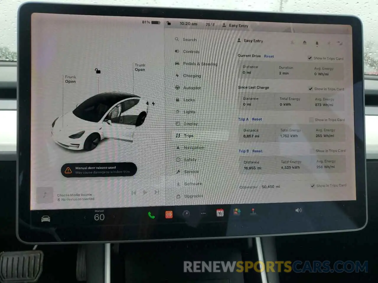 9 Photograph of a damaged car 5YJ3E1EA9LF703673 TESLA MODEL 3 2020