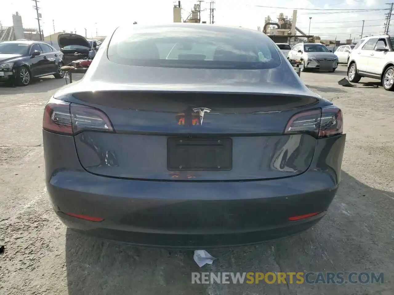 6 Photograph of a damaged car 5YJ3E1EA9LF705164 TESLA MODEL 3 2020