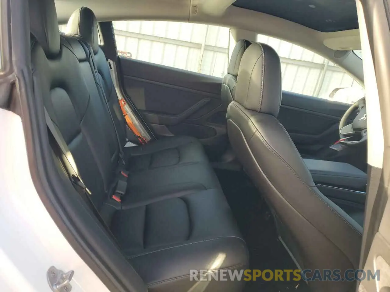 10 Photograph of a damaged car 5YJ3E1EA9LF706573 TESLA MODEL 3 2020