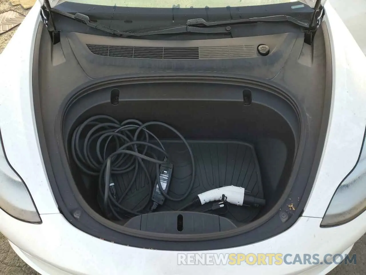 11 Photograph of a damaged car 5YJ3E1EA9LF706573 TESLA MODEL 3 2020