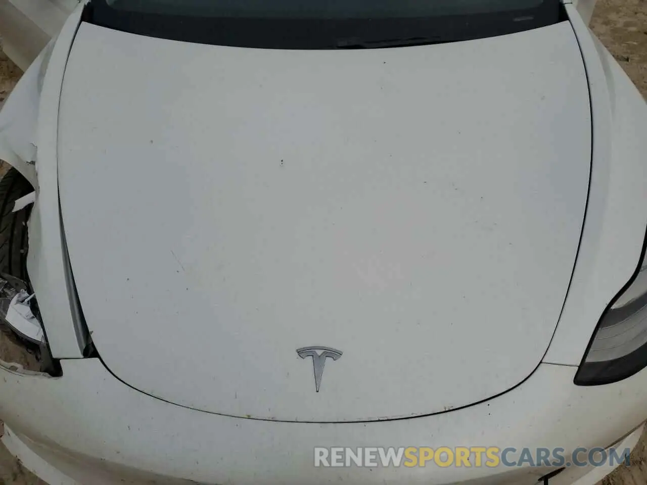 11 Photograph of a damaged car 5YJ3E1EA9LF709943 TESLA MODEL 3 2020