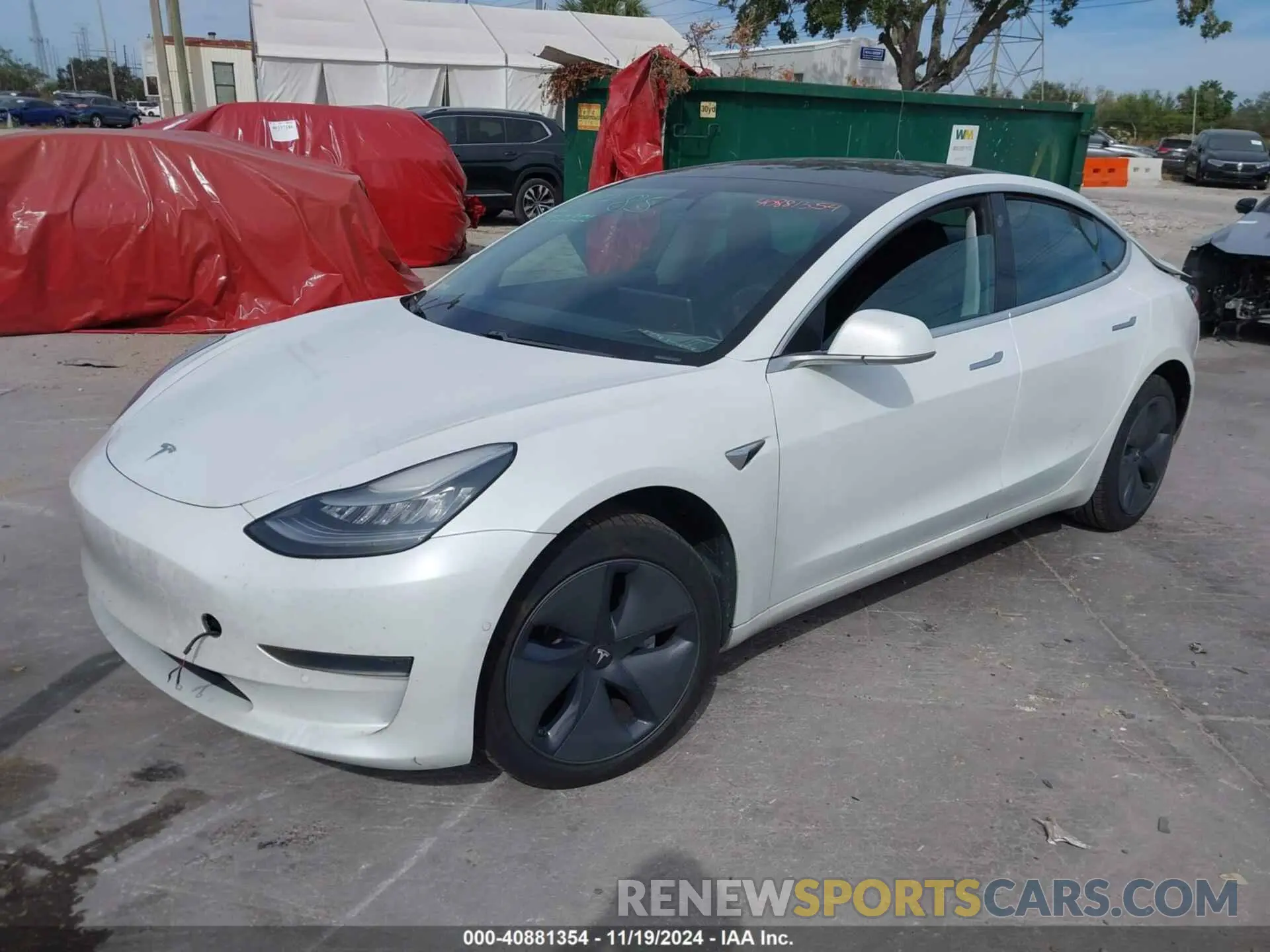 2 Photograph of a damaged car 5YJ3E1EA9LF737158 TESLA MODEL 3 2020