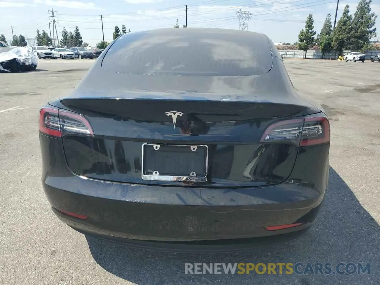 6 Photograph of a damaged car 5YJ3E1EA9LF743316 TESLA MODEL 3 2020