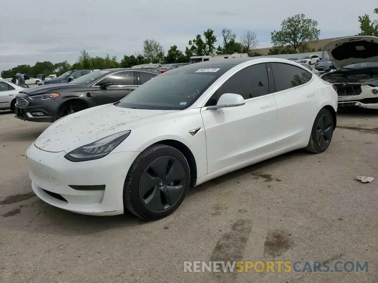 1 Photograph of a damaged car 5YJ3E1EA9LF797330 TESLA MODEL 3 2020