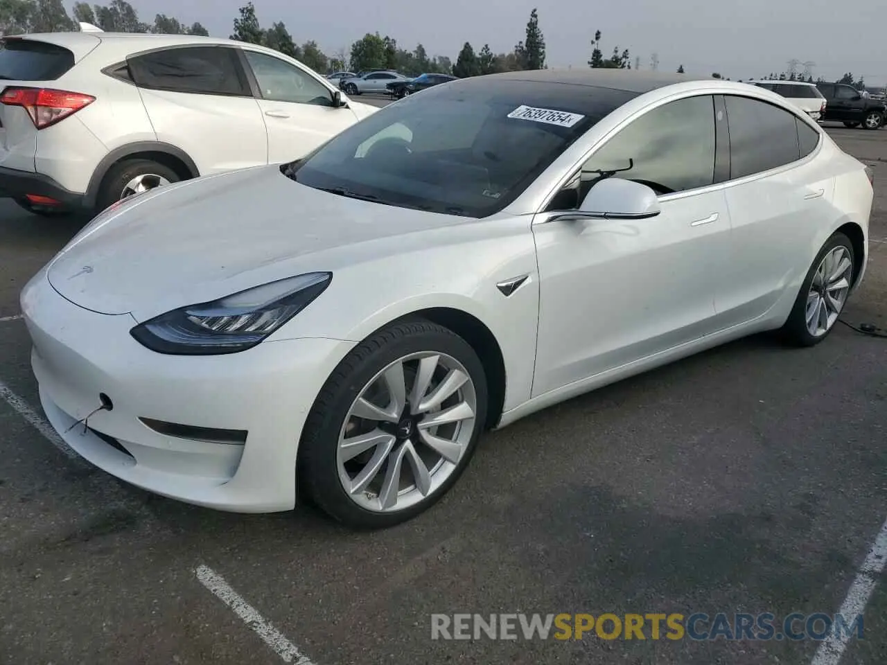 1 Photograph of a damaged car 5YJ3E1EA9LF806429 TESLA MODEL 3 2020