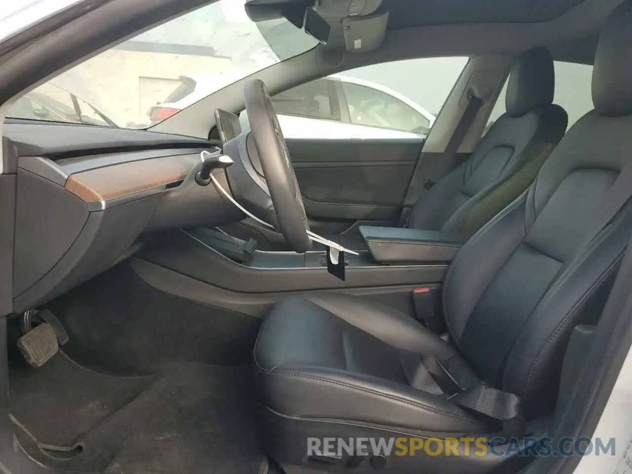7 Photograph of a damaged car 5YJ3E1EA9LF806429 TESLA MODEL 3 2020