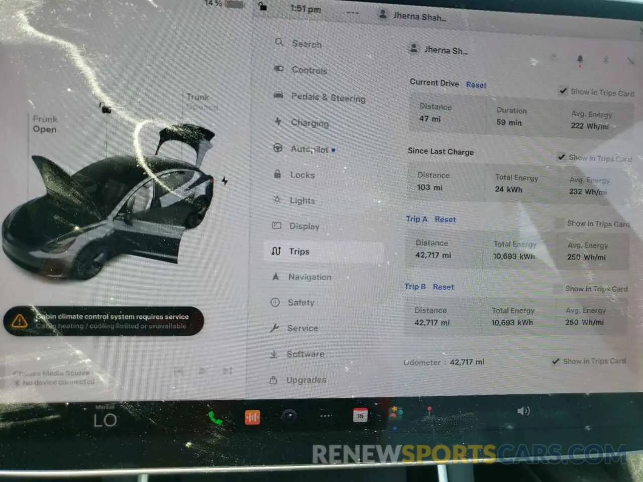 9 Photograph of a damaged car 5YJ3E1EAXLF591112 TESLA MODEL 3 2020