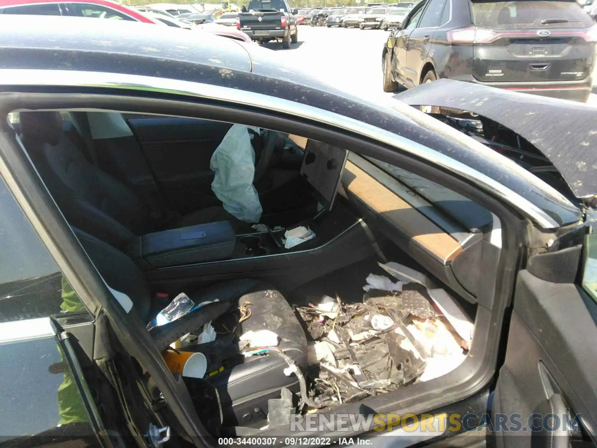 5 Photograph of a damaged car 5YJ3E1EAXLF606272 TESLA MODEL 3 2020