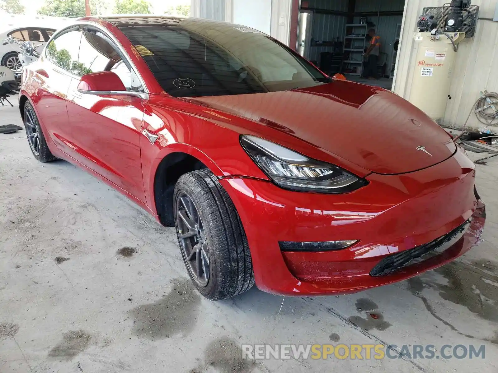 1 Photograph of a damaged car 5YJ3E1EAXLF606580 TESLA MODEL 3 2020