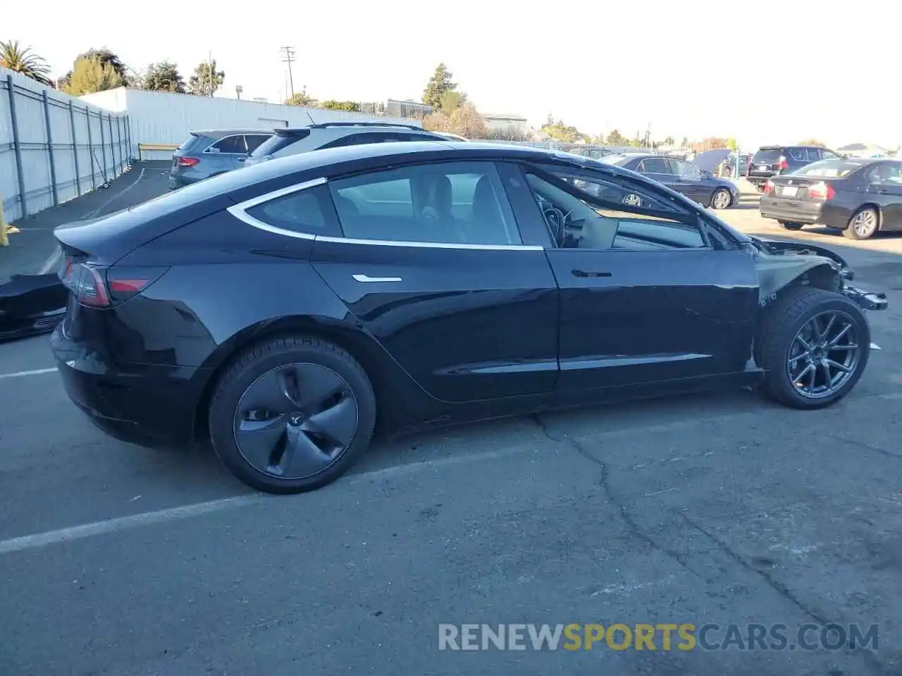 3 Photograph of a damaged car 5YJ3E1EAXLF611231 TESLA MODEL 3 2020