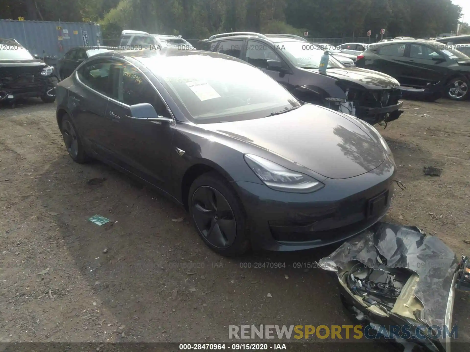 1 Photograph of a damaged car 5YJ3E1EAXLF611472 TESLA MODEL 3 2020