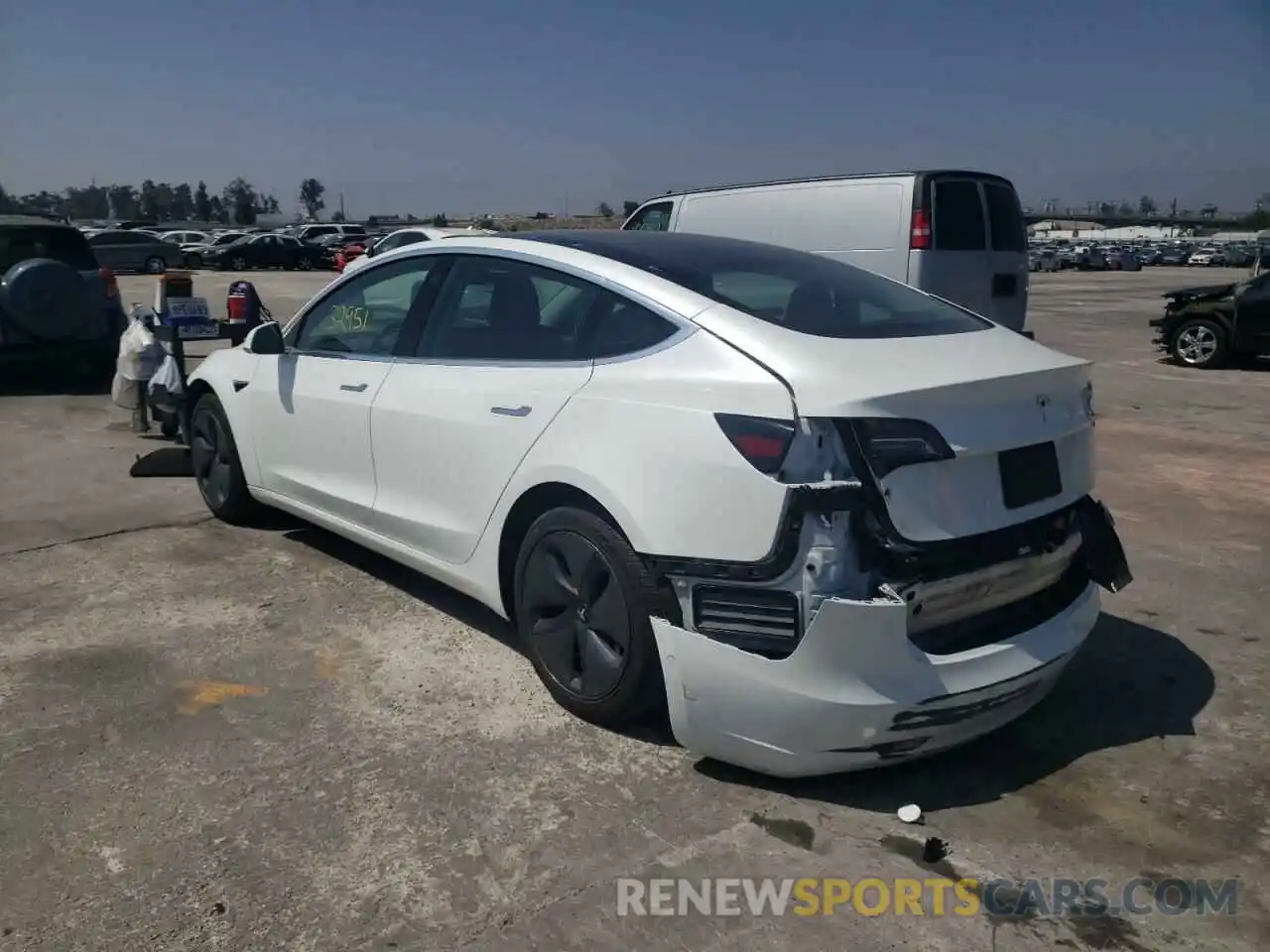 3 Photograph of a damaged car 5YJ3E1EAXLF612167 TESLA MODEL 3 2020