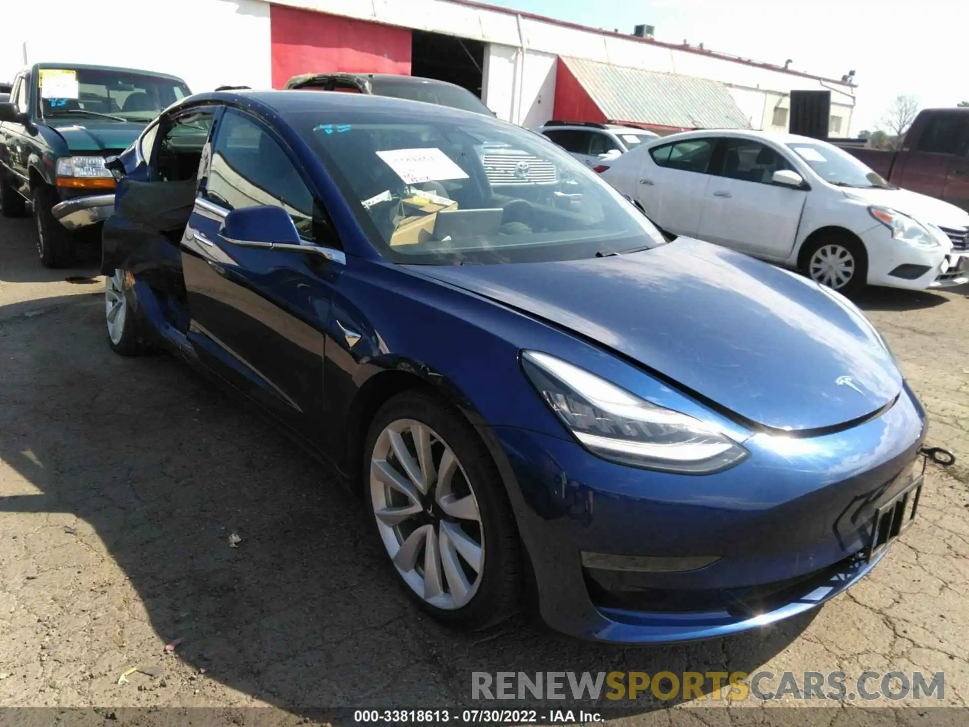 1 Photograph of a damaged car 5YJ3E1EAXLF614128 TESLA MODEL 3 2020