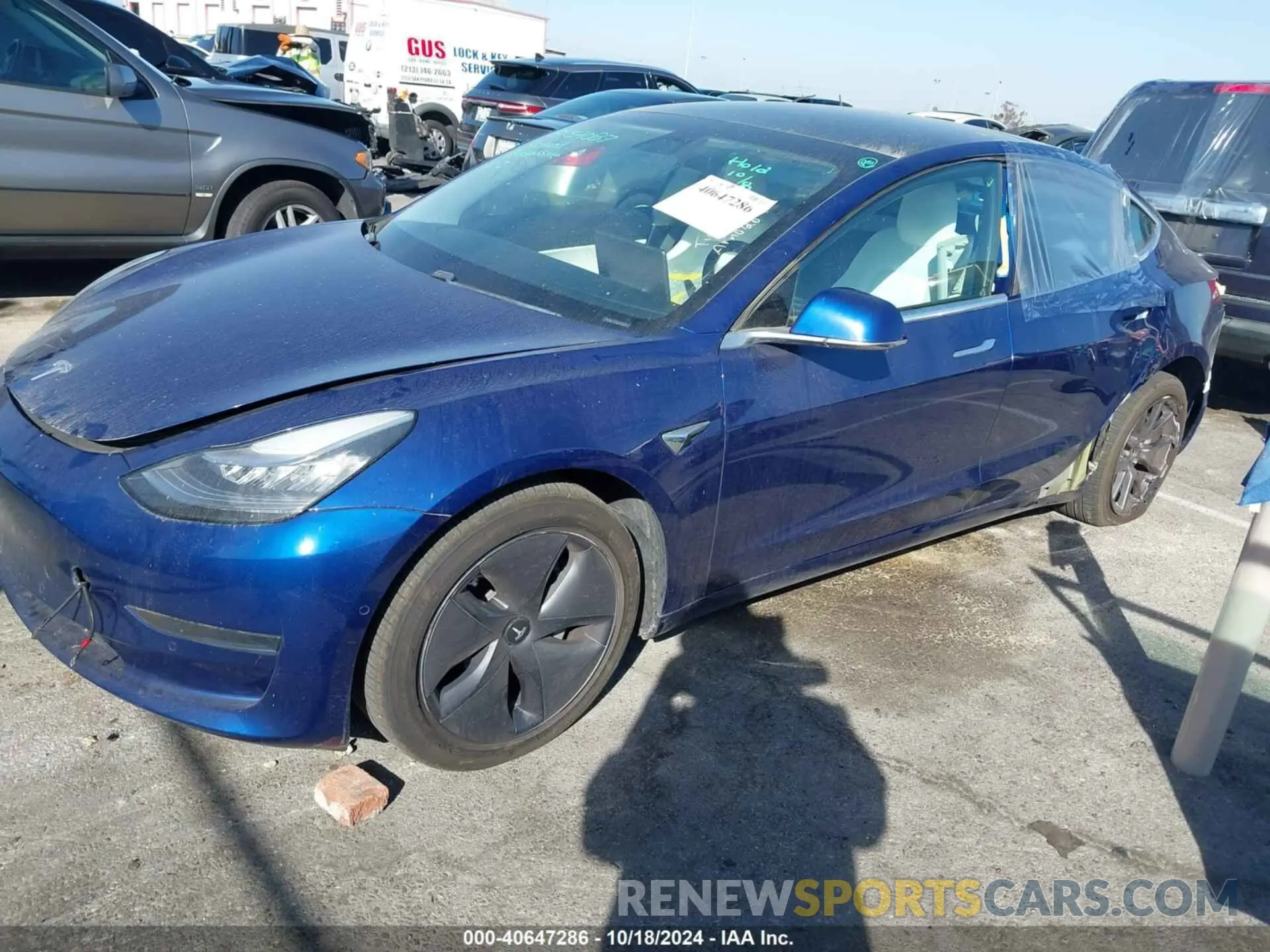 2 Photograph of a damaged car 5YJ3E1EAXLF615151 TESLA MODEL 3 2020