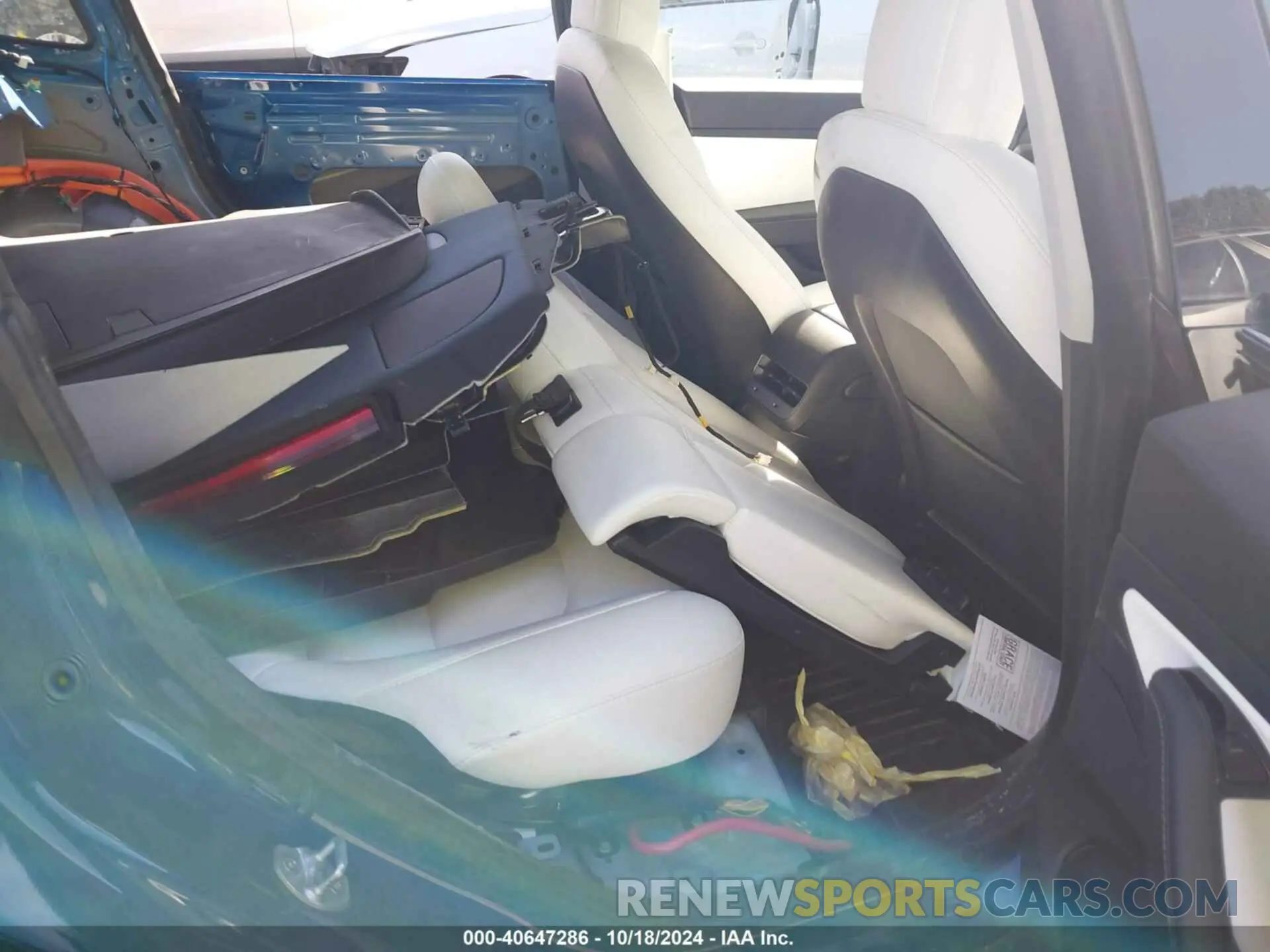 8 Photograph of a damaged car 5YJ3E1EAXLF615151 TESLA MODEL 3 2020