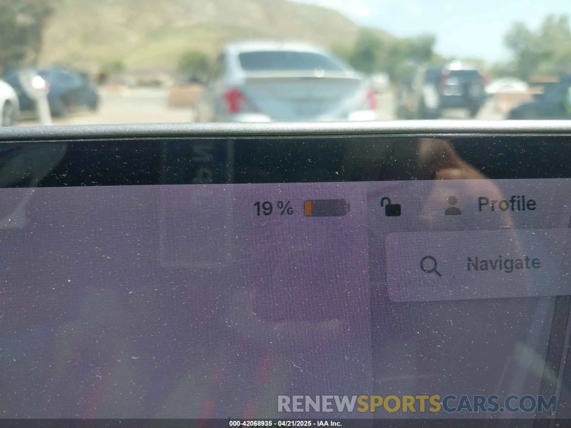 17 Photograph of a damaged car 5YJ3E1EAXLF615781 TESLA MODEL 3 2020