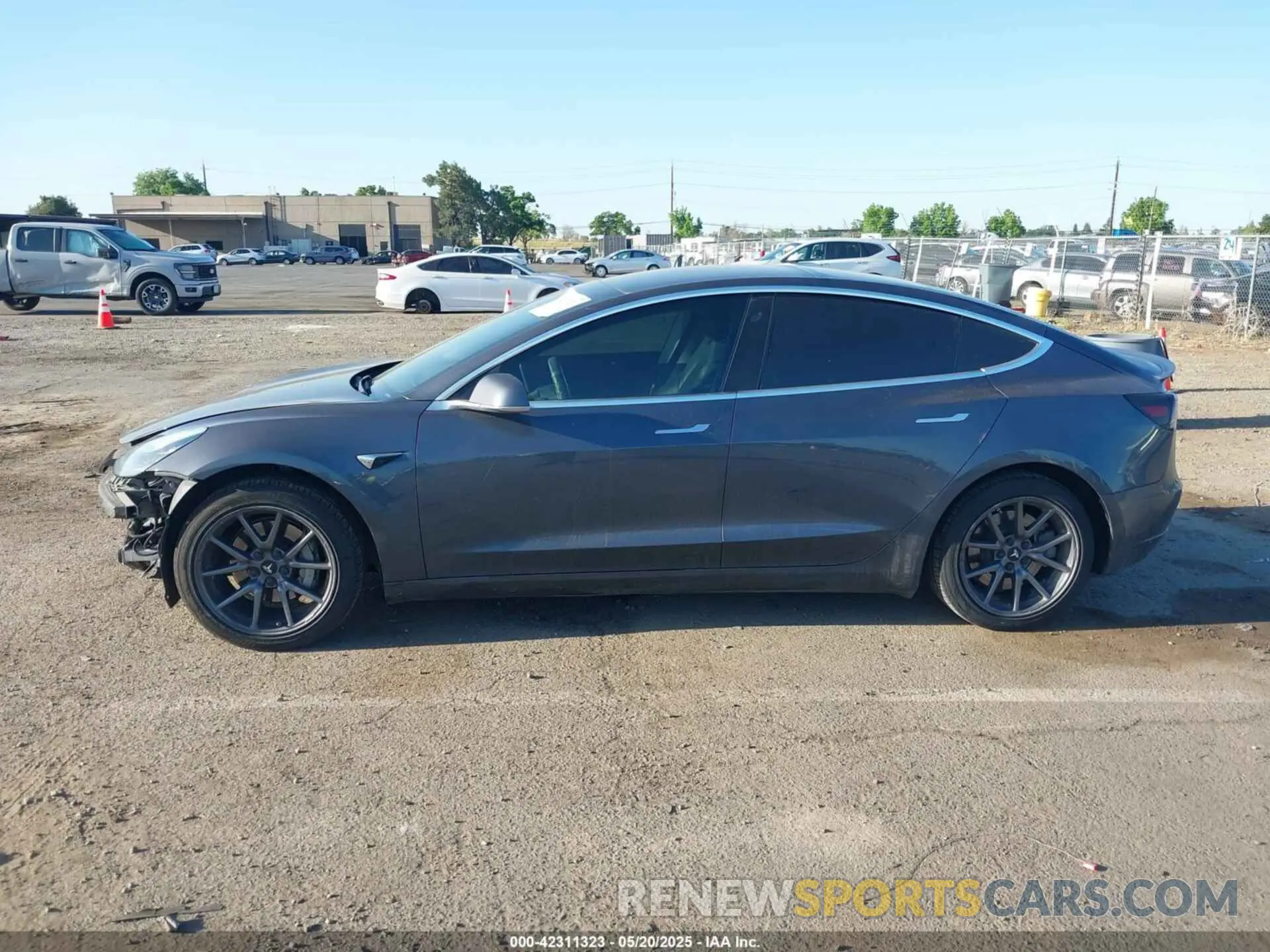 14 Photograph of a damaged car 5YJ3E1EAXLF630555 TESLA MODEL 3 2020