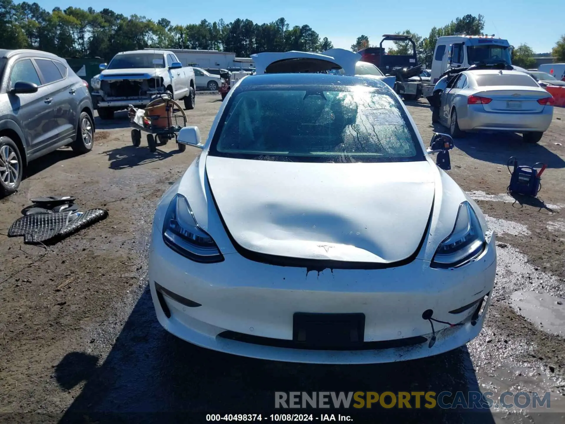 11 Photograph of a damaged car 5YJ3E1EAXLF632466 TESLA MODEL 3 2020