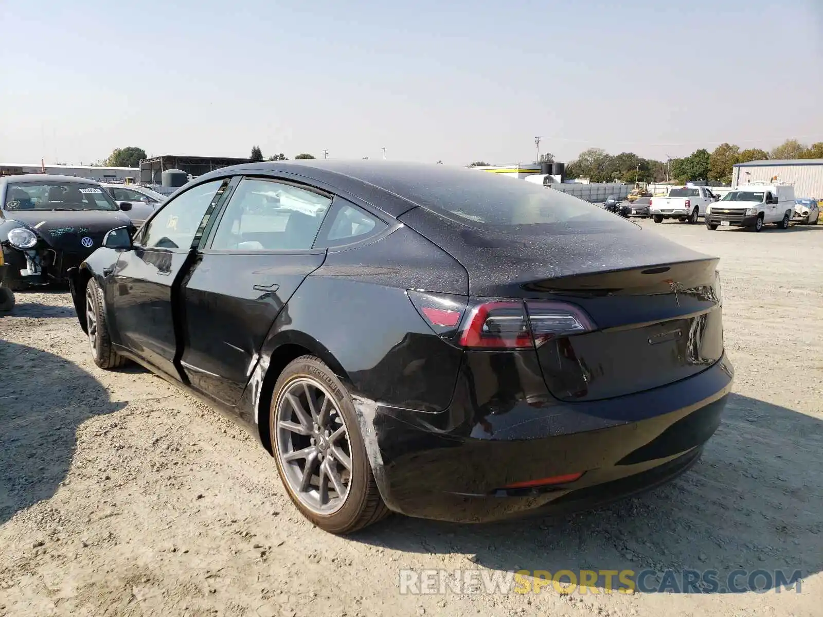 3 Photograph of a damaged car 5YJ3E1EAXLF657366 TESLA MODEL 3 2020