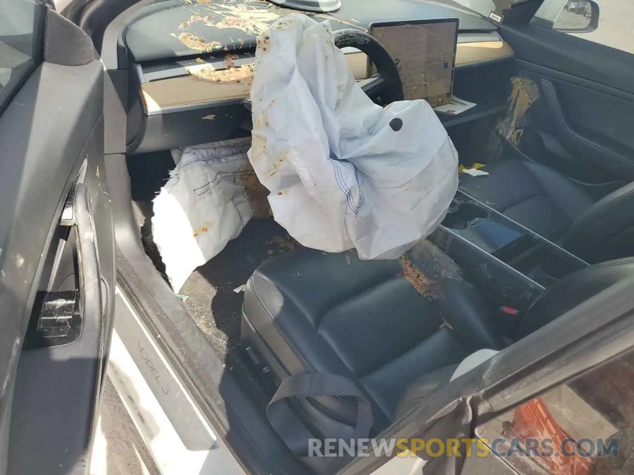8 Photograph of a damaged car 5YJ3E1EAXLF658954 TESLA MODEL 3 2020