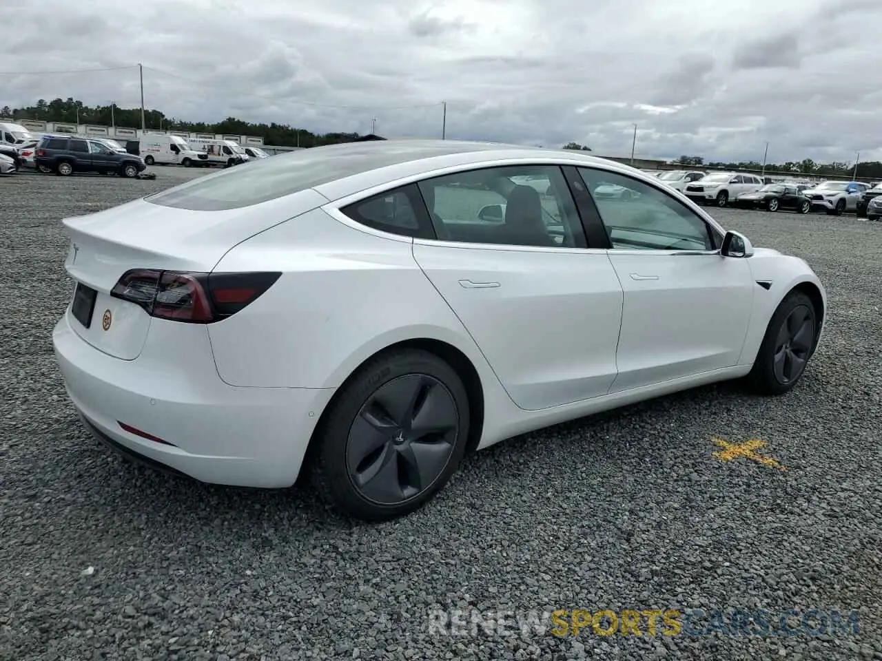 3 Photograph of a damaged car 5YJ3E1EAXLF659084 TESLA MODEL 3 2020