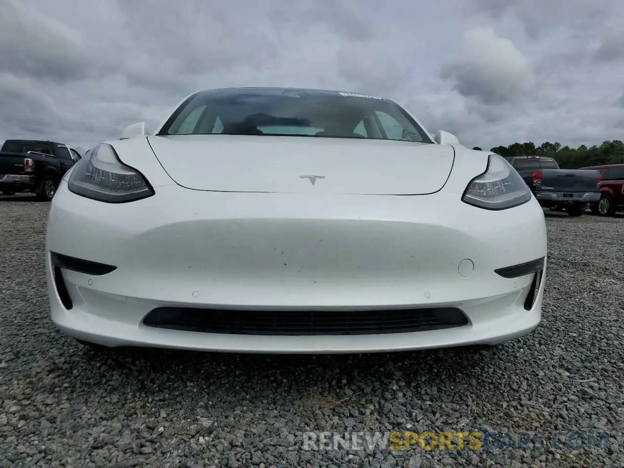 5 Photograph of a damaged car 5YJ3E1EAXLF659084 TESLA MODEL 3 2020
