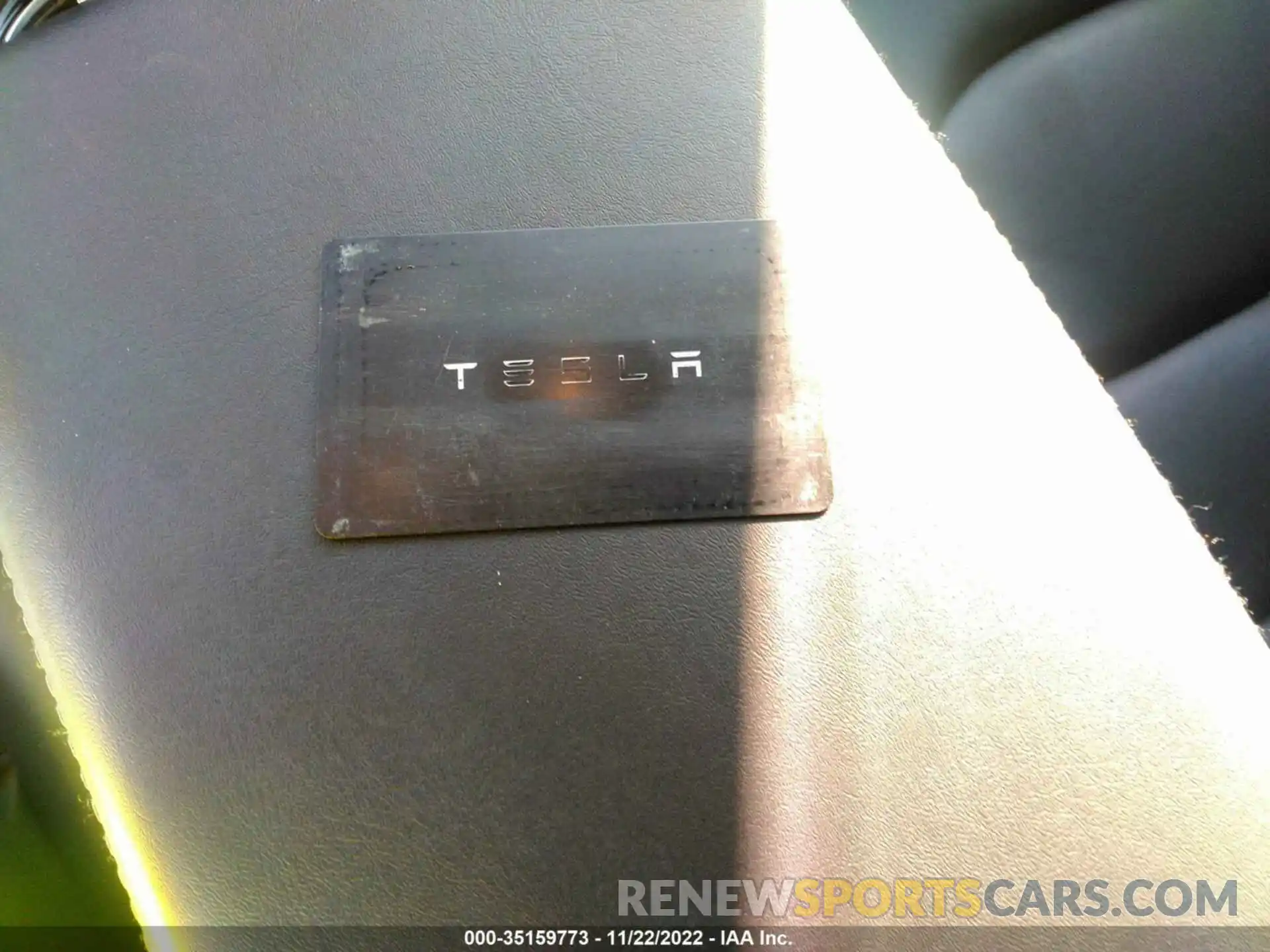 11 Photograph of a damaged car 5YJ3E1EAXLF660428 TESLA MODEL 3 2020