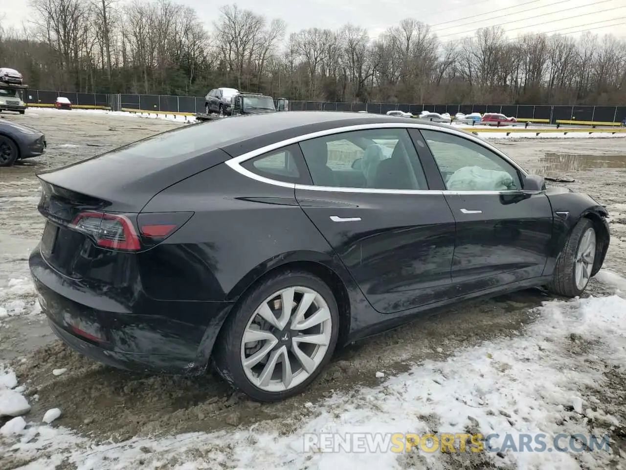3 Photograph of a damaged car 5YJ3E1EAXLF661031 TESLA MODEL 3 2020