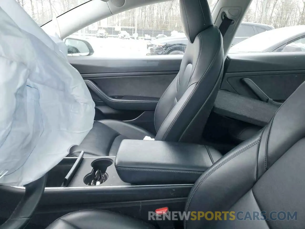 7 Photograph of a damaged car 5YJ3E1EAXLF661031 TESLA MODEL 3 2020