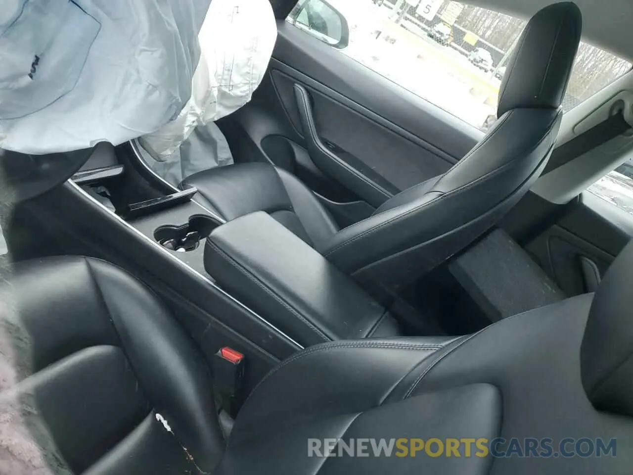 8 Photograph of a damaged car 5YJ3E1EAXLF661031 TESLA MODEL 3 2020