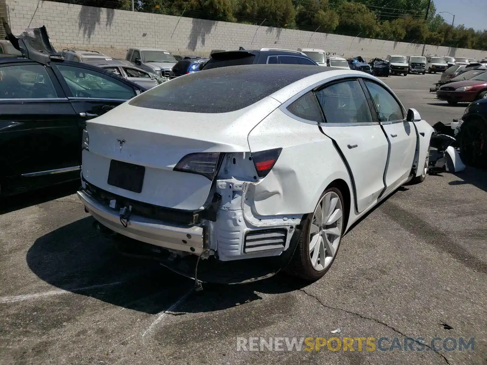 4 Photograph of a damaged car 5YJ3E1EAXLF661451 TESLA MODEL 3 2020