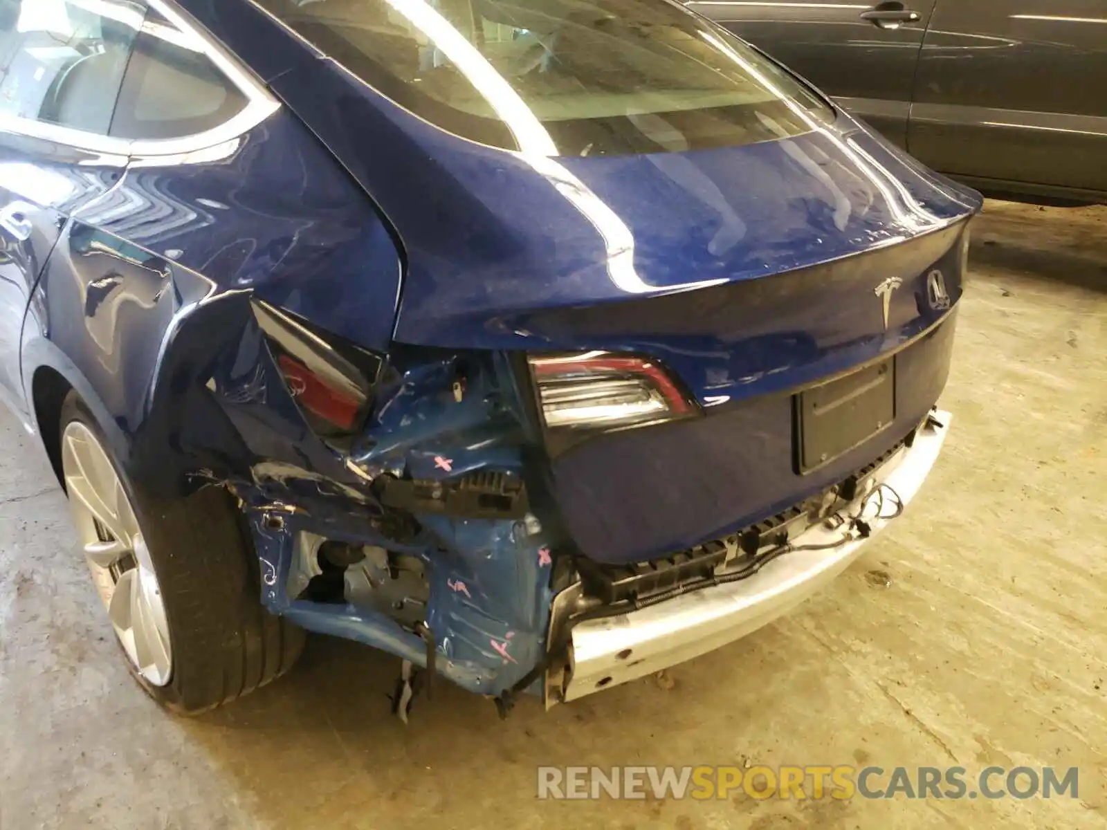 9 Photograph of a damaged car 5YJ3E1EAXLF708932 TESLA MODEL 3 2020