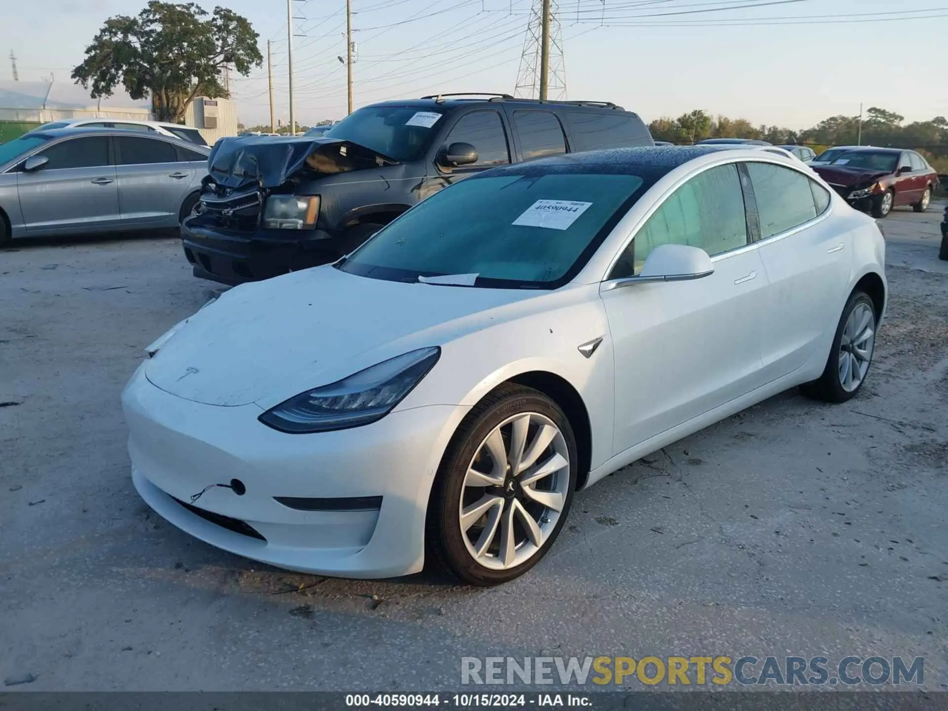 2 Photograph of a damaged car 5YJ3E1EAXLF709160 TESLA MODEL 3 2020