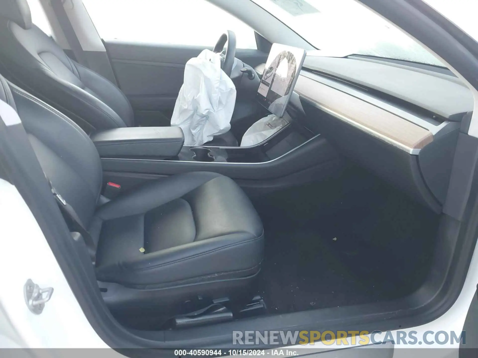 5 Photograph of a damaged car 5YJ3E1EAXLF709160 TESLA MODEL 3 2020