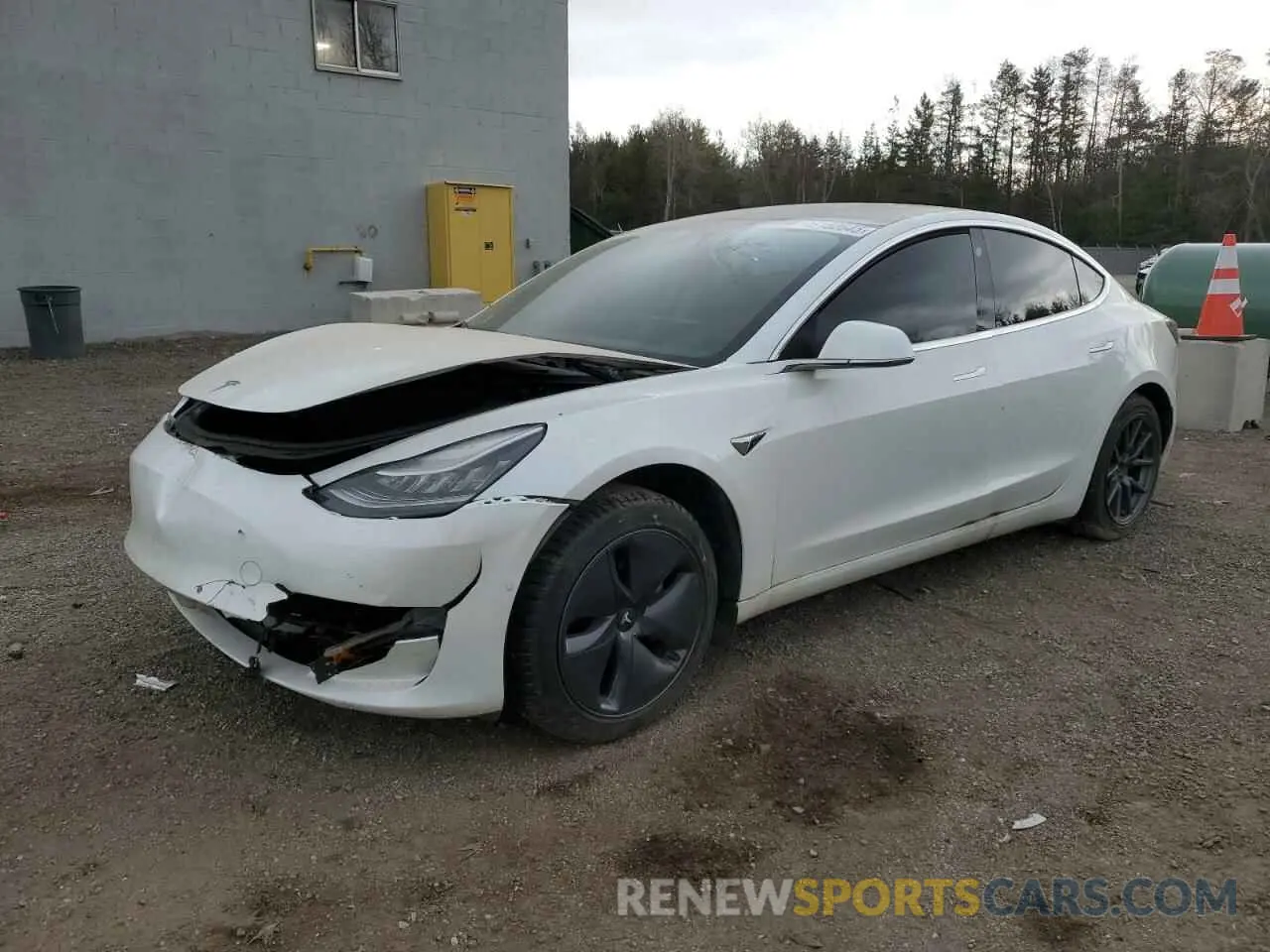 1 Photograph of a damaged car 5YJ3E1EAXLF733894 TESLA MODEL 3 2020