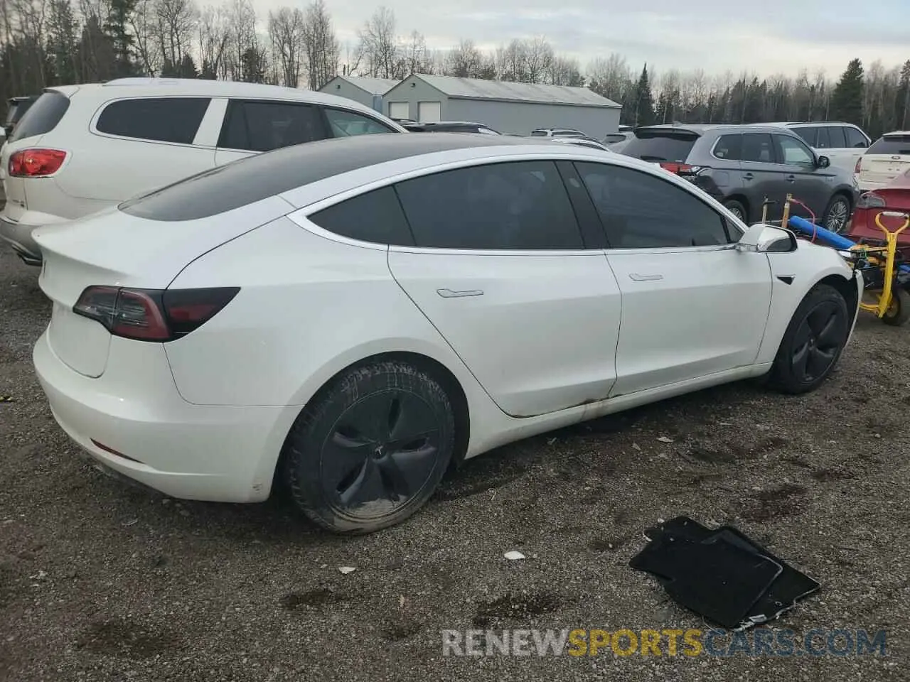 3 Photograph of a damaged car 5YJ3E1EAXLF733894 TESLA MODEL 3 2020
