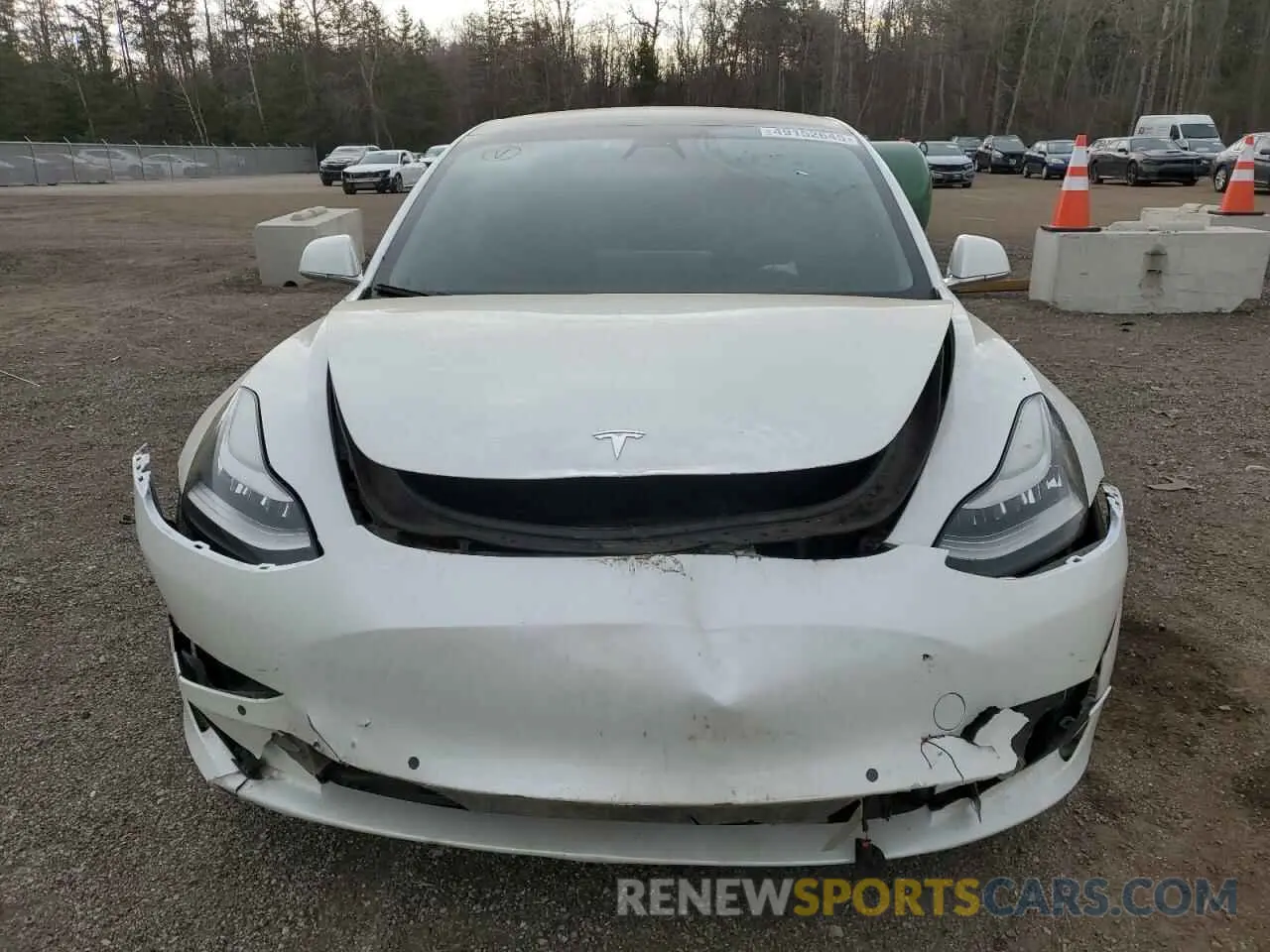 5 Photograph of a damaged car 5YJ3E1EAXLF733894 TESLA MODEL 3 2020