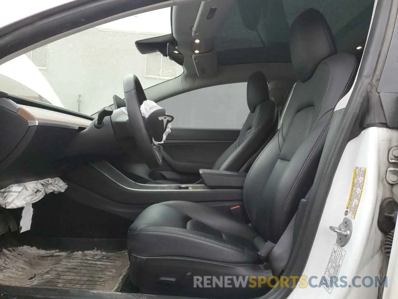7 Photograph of a damaged car 5YJ3E1EAXLF733894 TESLA MODEL 3 2020
