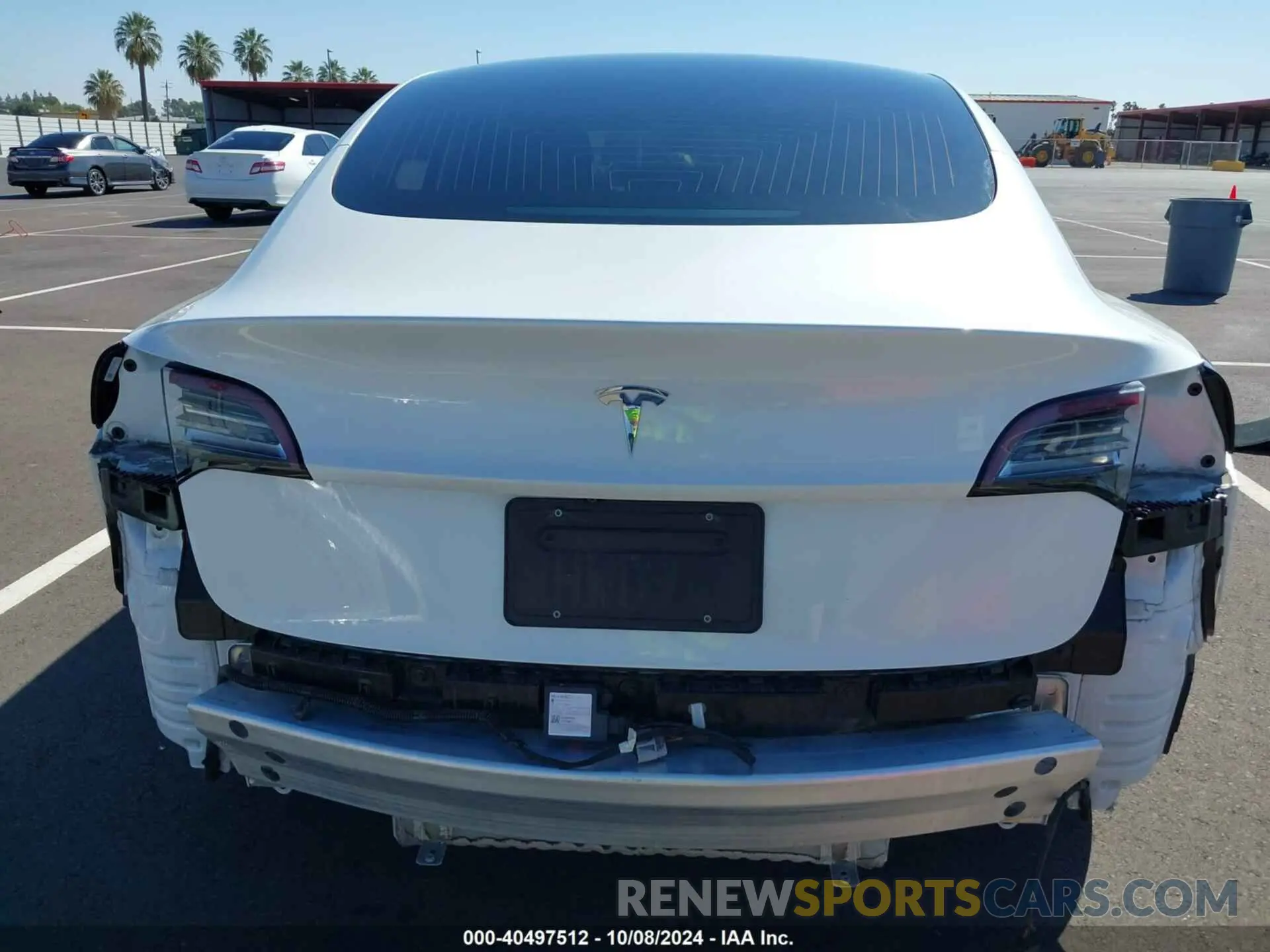 17 Photograph of a damaged car 5YJ3E1EAXLF740070 TESLA MODEL 3 2020