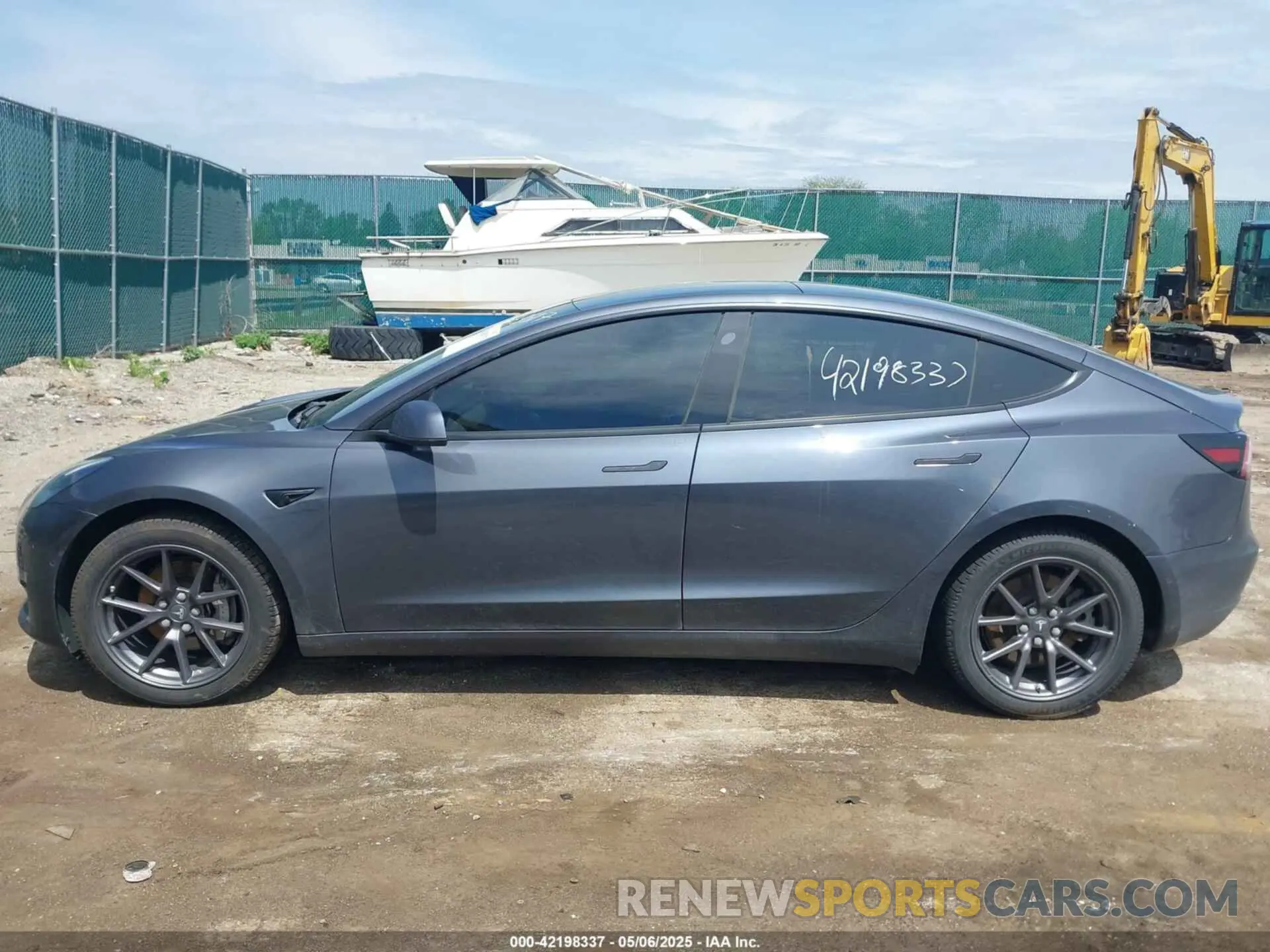 13 Photograph of a damaged car 5YJ3E1EAXLF783517 TESLA MODEL 3 2020