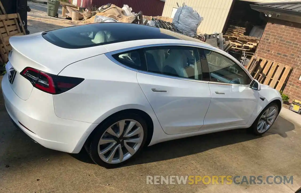 4 Photograph of a damaged car 5YJ3E1EAXLF793416 TESLA MODEL 3 2020