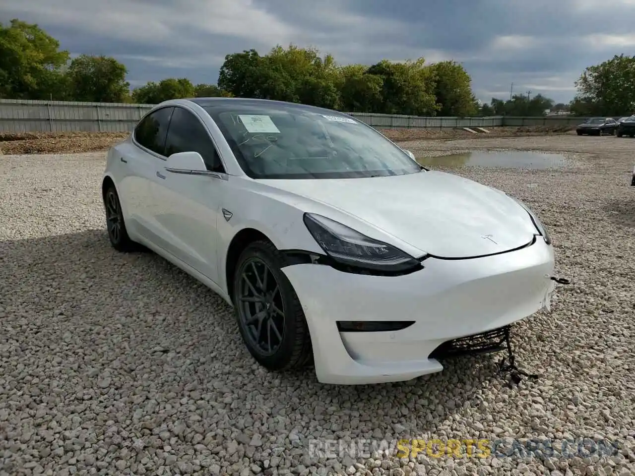 1 Photograph of a damaged car 5YJ3E1EAXLF802583 TESLA MODEL 3 2020