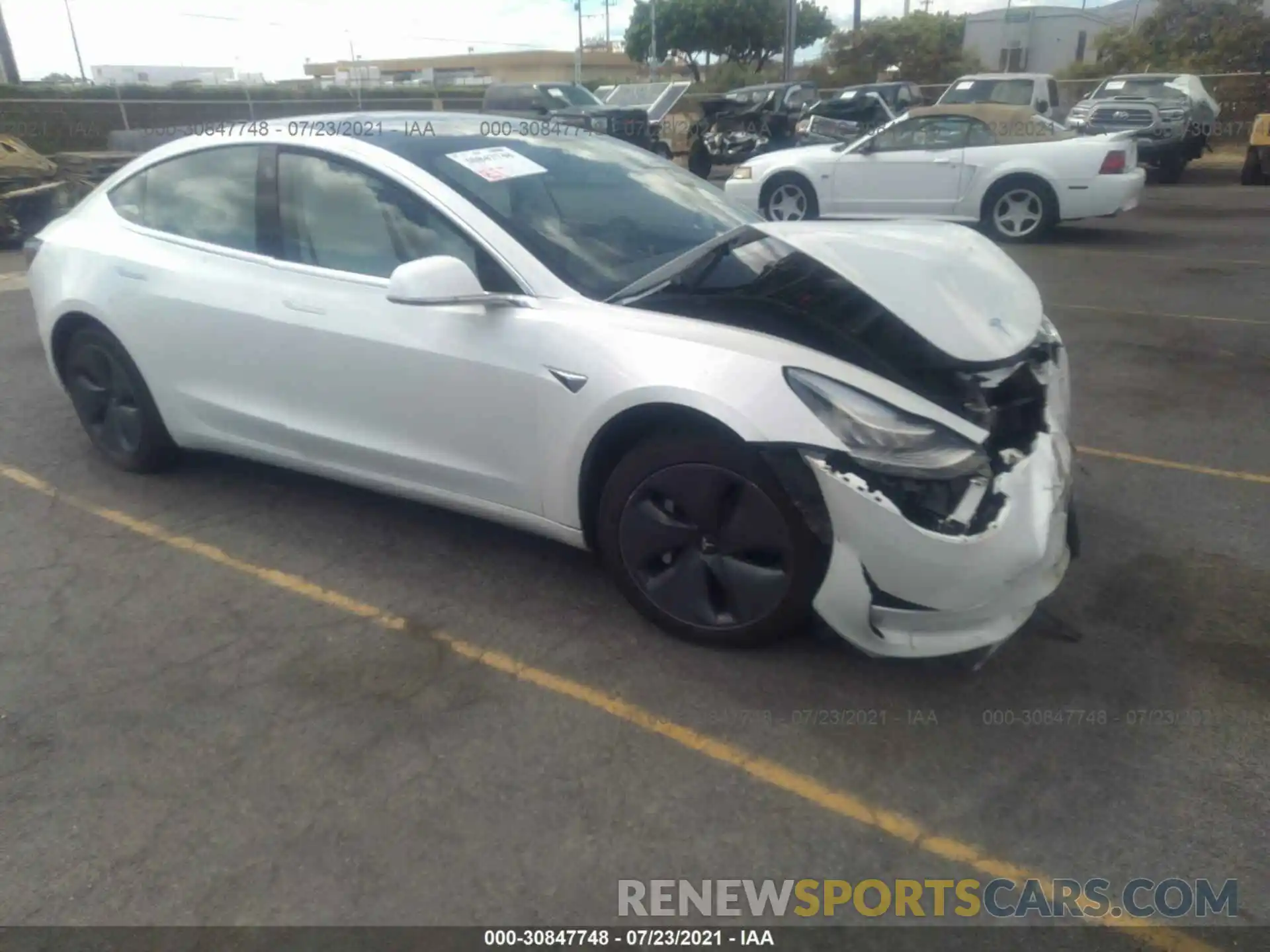 1 Photograph of a damaged car 5YJ3E1EAXLF804950 TESLA MODEL 3 2020