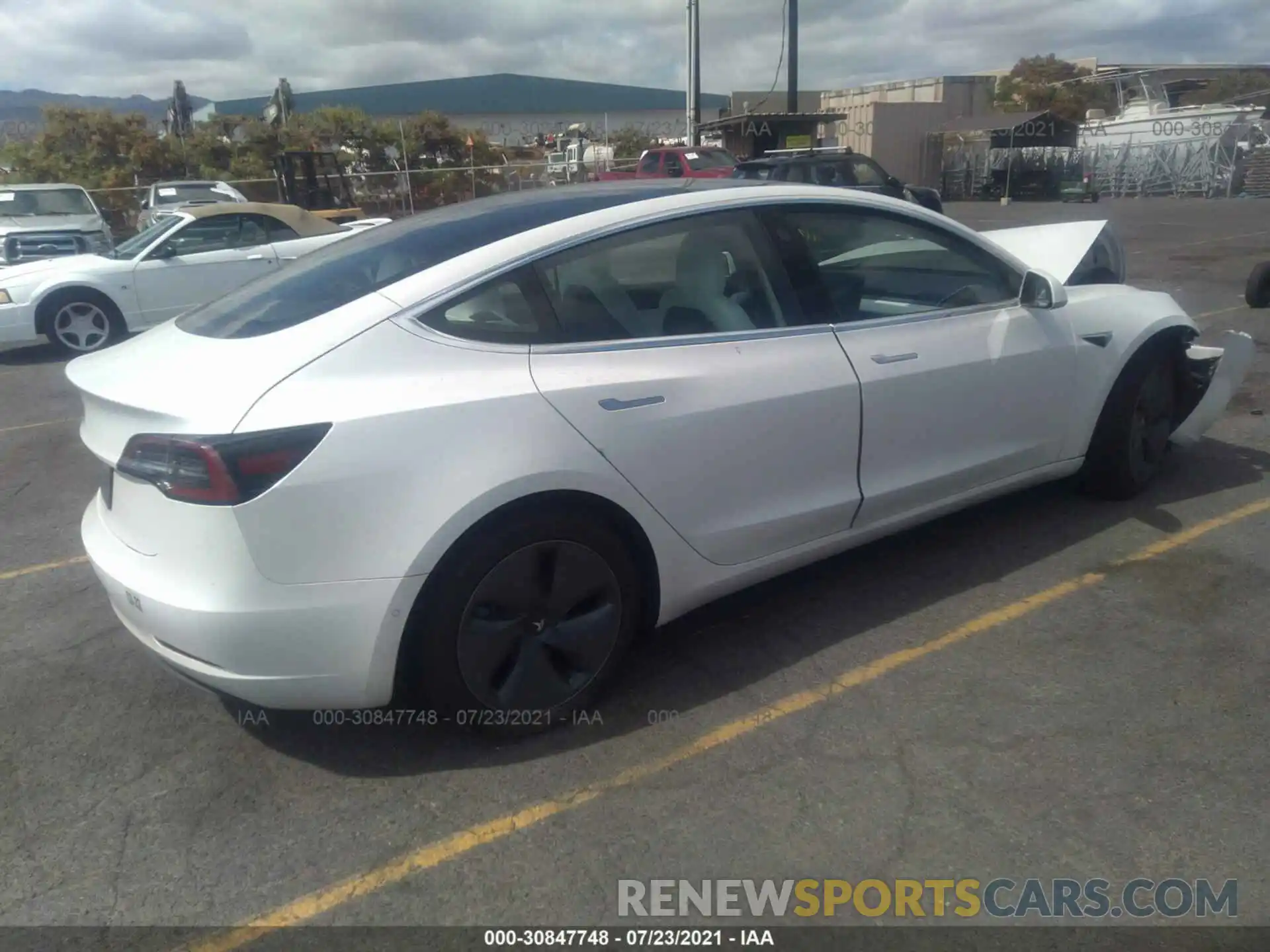 4 Photograph of a damaged car 5YJ3E1EAXLF804950 TESLA MODEL 3 2020